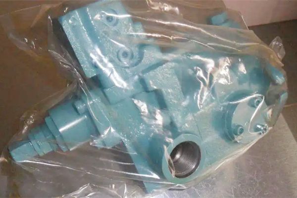 V8、V15、V23、V38、V50、V70大金V、VZ系列柱塞泵